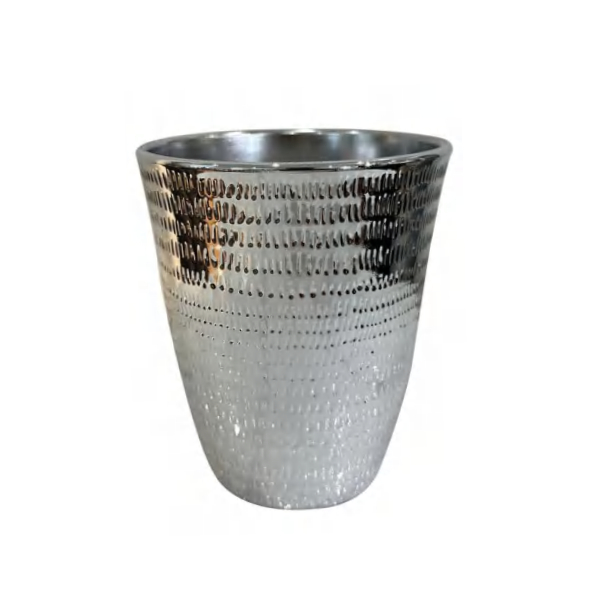 plastic planter, flower pot