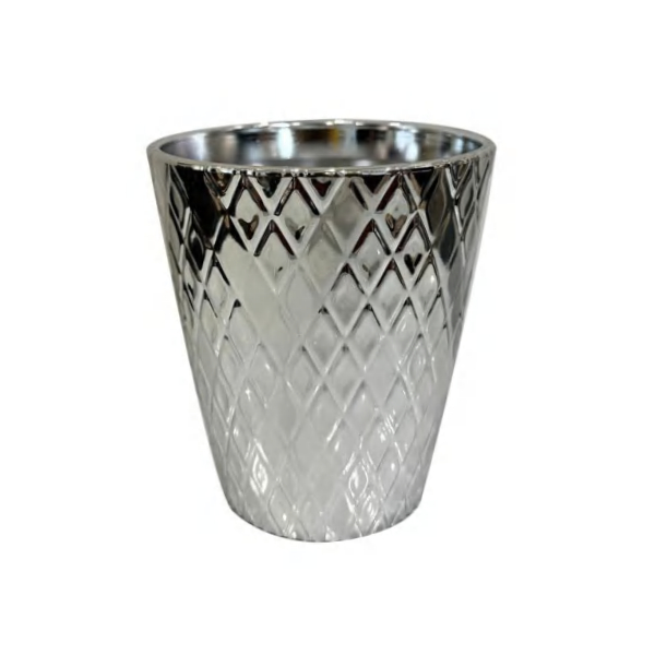 plastic planter, flower pot